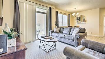 Apartment (2 Bedrooms) | Bahagian dalam