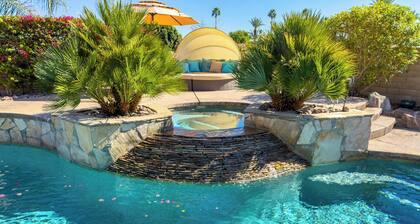 Indian Wells Oasis w/ Pool: Walk to Tennis Garden!