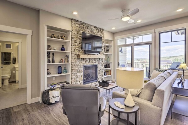 Apartment (2 Bedrooms) | Interior - Winter Park Condo w/ Fireplace - 4 Mi to Slopes! (Winter Park)