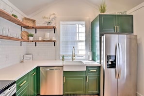 Cottage (2 Bedrooms) | Interior