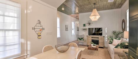 Cottage (2 Bedrooms) | Interior