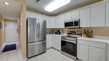 Apartemen (3 Bedrooms) | Interior