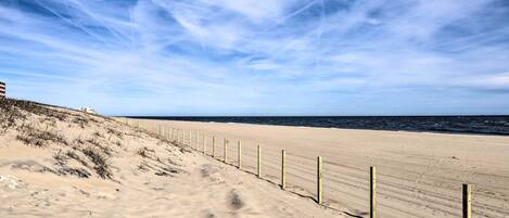 شقة (3 Bedrooms) | المنشأة من الداخل