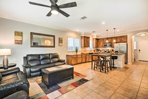 House (4 Bedrooms) | Interior