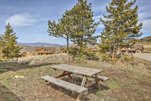 Apartment (0 Bedroom) | Interior - Updated Studio Loft in Granby: Epic Mountain Views (Granby)