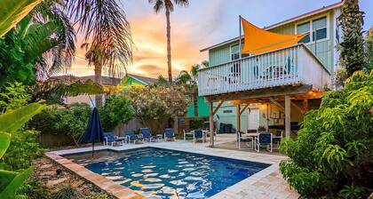 Sunny South Padre Home - Steps to the Beach!