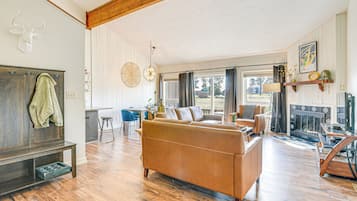 Apartemen (3 Bedrooms) | Bagian depan properti