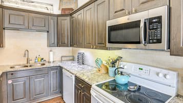 Apartemen (3 Bedrooms) | Interior