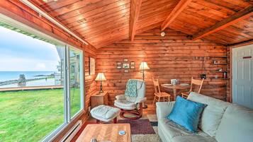 House (1 Bedroom) | Interior