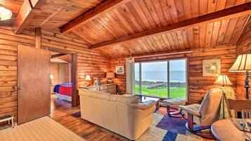 House (1 Bedroom) | Interior