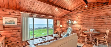 House (1 Bedroom) | Interior