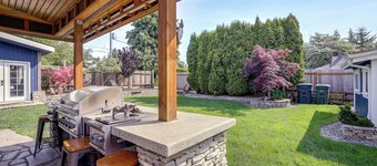 Bellingham Vacation Rental w/ Private Deck