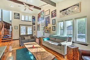 House (3 Bedrooms) | Interior - Bellingham Vacation Rental w/ Private Deck (Bellingham)