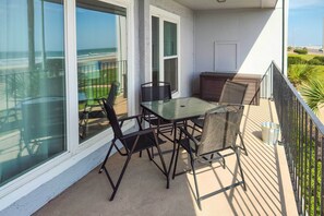 Apartment (2 Bedrooms) | Interior - Gulf Views & Patio: Lovely Galveston Condo! (Galveston)