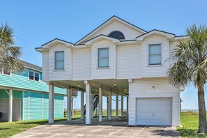 Front of property - Oceanfront Galveston Home - Walk to Beach! (Galveston)