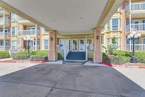 Apartment (1 Bedroom) | Interior - Walk to Pier & Beach: Coastal Condo in Galveston! (Galveston)