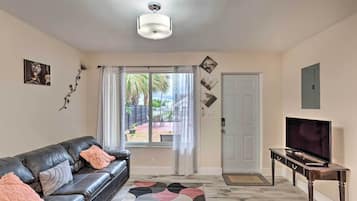 Apartment (1 Bedroom) | Front of property