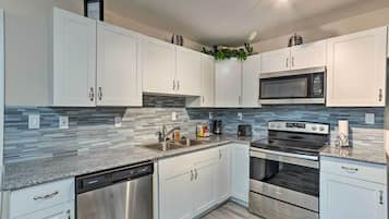 Apartment (1 Bedroom) | Interior