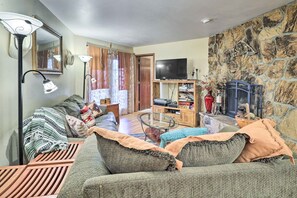 Apartment (2 Bedrooms) | Front of property