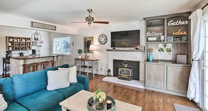 1 Mi to Main Street Sutter Creek: Poolside Oasis!