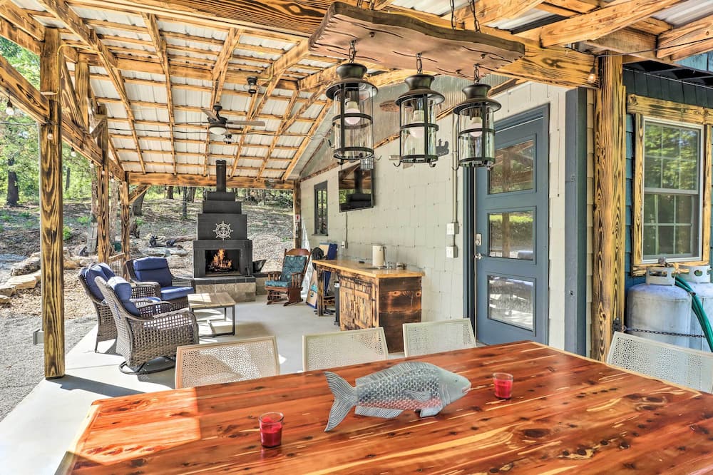 Remodeled Cabin w/ Fire Pit on Norfork Lake! - Norfork Lake, AR