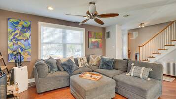House (2 Bedrooms) | Interior