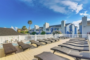 Apartment (1 Bedroom) | Interior - Bay View, Pool Access: Romantic Galveston Retreat! (Galveston)