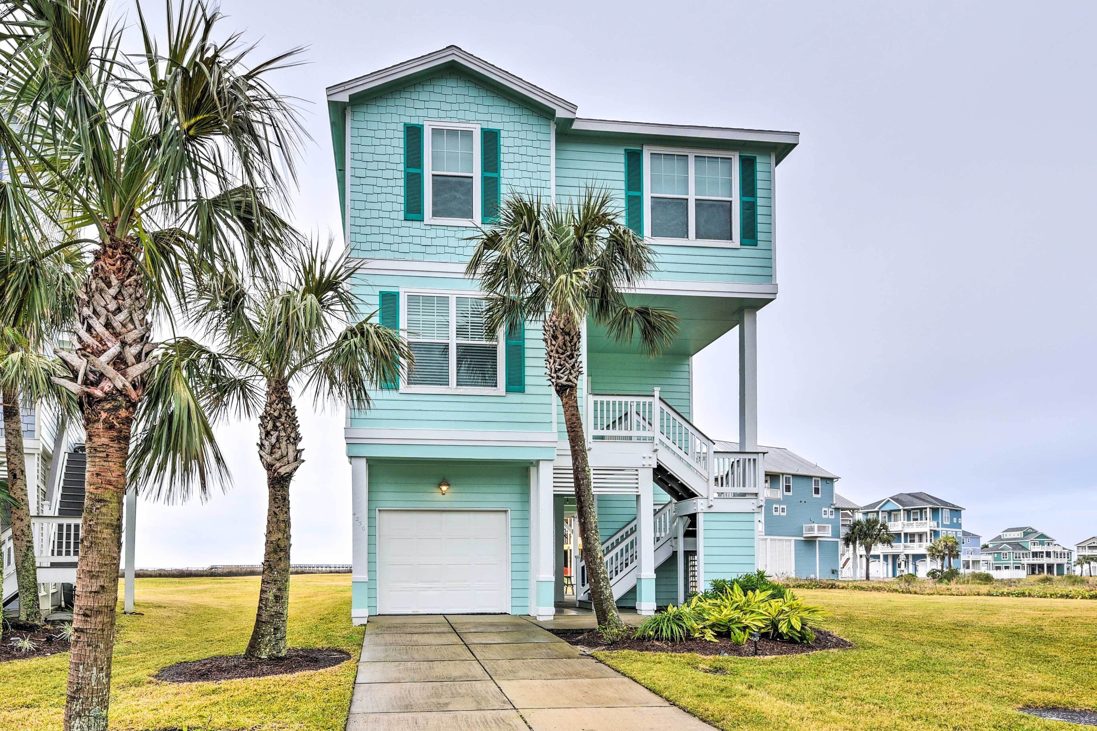 House (4 Bedrooms) | Front of property