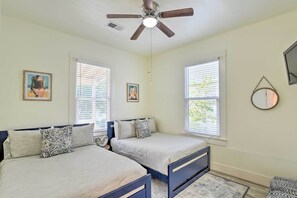 Casa (2 Bedrooms) | Interior