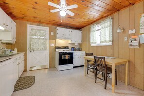 Talo (3 Bedrooms) | Sisätilat