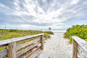 Snorkelling - Naples Home: Private Pool & Grill ~ 1 Mi to Beach (Naples)