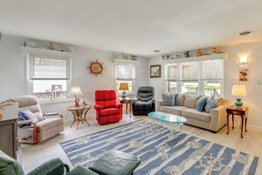Interior - Families w/ Pets! Home 4 Mi to Ocean City Beach (Berlin)
