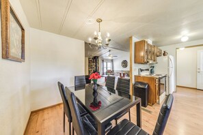 House (3 Bedrooms) | Interior - Ruidoso Vacation Rental Home: 15 Mi to Ski Apache (Ruidoso)