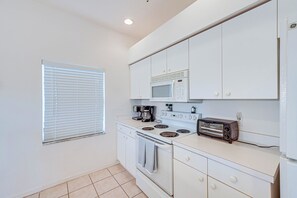 House (3 Bedrooms) | Interior - Naples Vacation Rental Home w/ Heated Private Pool (Naples)