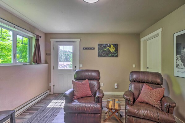 Apartment (1 Bedroom) | Interior - Cozy Bigfork Escape: Walk to Bigfork Harbor! (Bigfork)