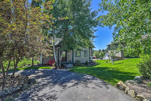 Apartment (1 Bedroom) | Interior