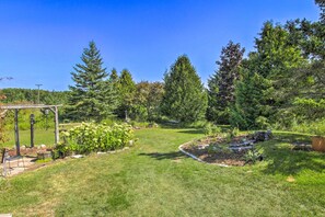 House (2 Bedrooms) | Interior - Cozy Sister Bay Getaway in Converted Barn! (Sister Bay)