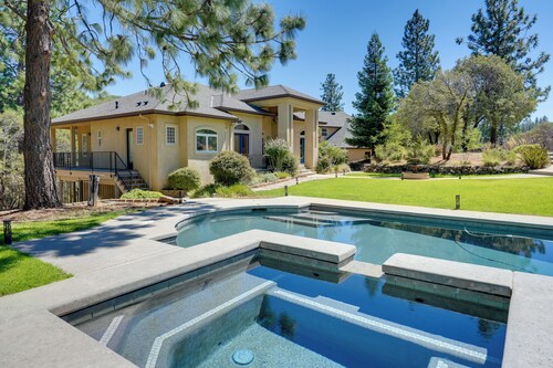 Colfax Getaway w/ Hot Tub, Mountain Views!