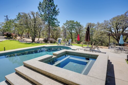 Colfax Getaway w/ Hot Tub, Mountain Views!