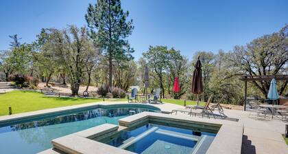 Colfax Getaway w/ Hot Tub, Mountain Views!