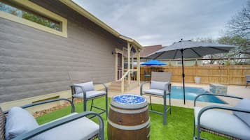 House (2 Bedrooms) | Front of property