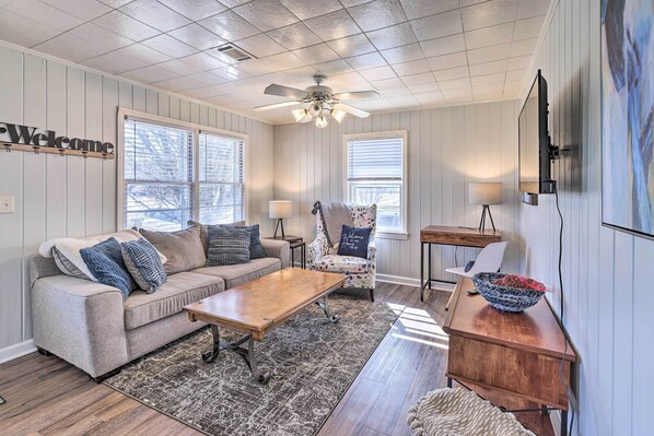 House (2 Bedrooms) | Interior