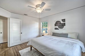 House (2 Bedrooms)