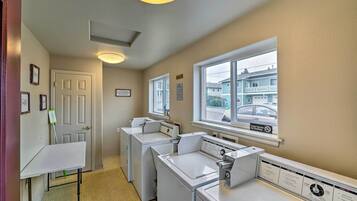 Apartment (1 Bedroom) | Bahagian dalam