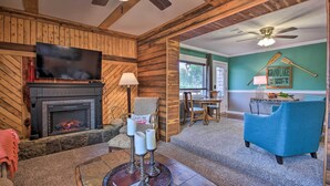 TV, fireplace - Cozy Grove Home < 2 Mi to Grand Lake Boating (Grove)