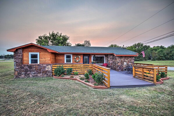Exterior - Cozy Grove Home < 2 Mi to Grand Lake Boating (Grove)
