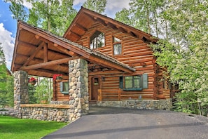 House (4 Bedrooms) | Front of property - Ski-in/ski-out Telluride Home w/ Deck & Hot Tub! (Telluride)
