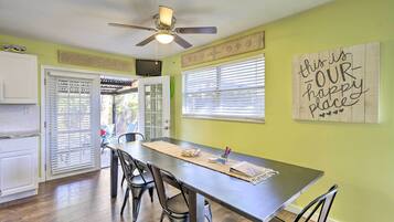 Cottage (2 Bedrooms) | Interior