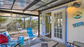 Cottage (2 Bedrooms) | Interior