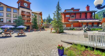 Ski-in/ski-out Solitude Condo w/ Rooftop Hot Tub!